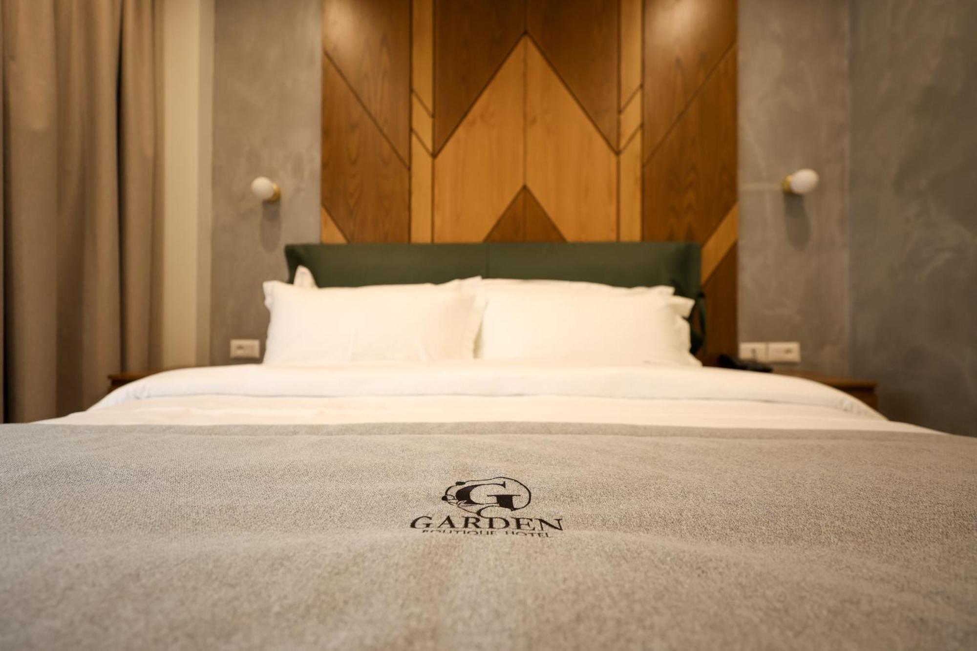 Garden Boutique Hotel 地拉那 外观 照片