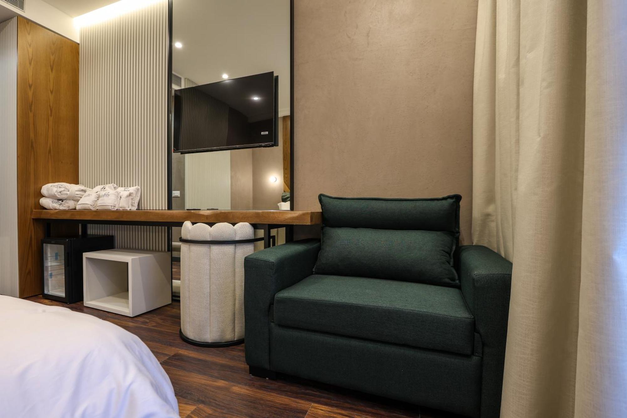 Garden Boutique Hotel 地拉那 外观 照片