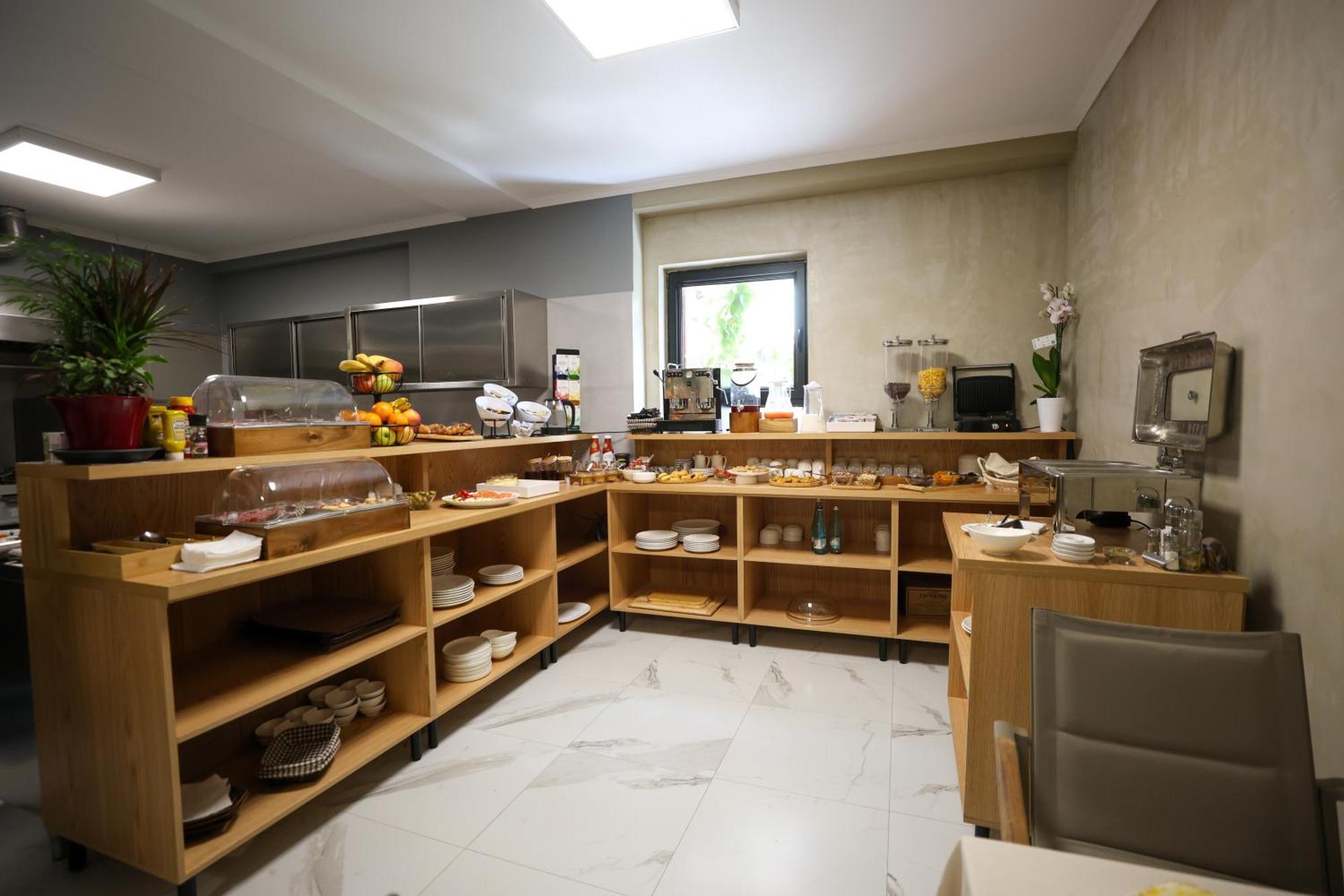 Garden Boutique Hotel 地拉那 外观 照片