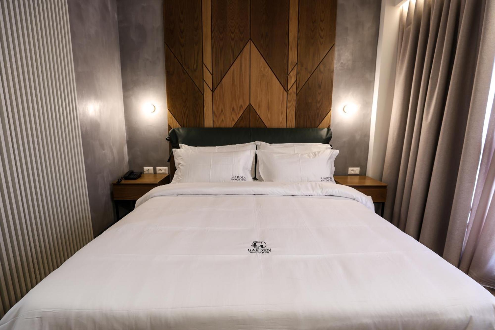 Garden Boutique Hotel 地拉那 外观 照片