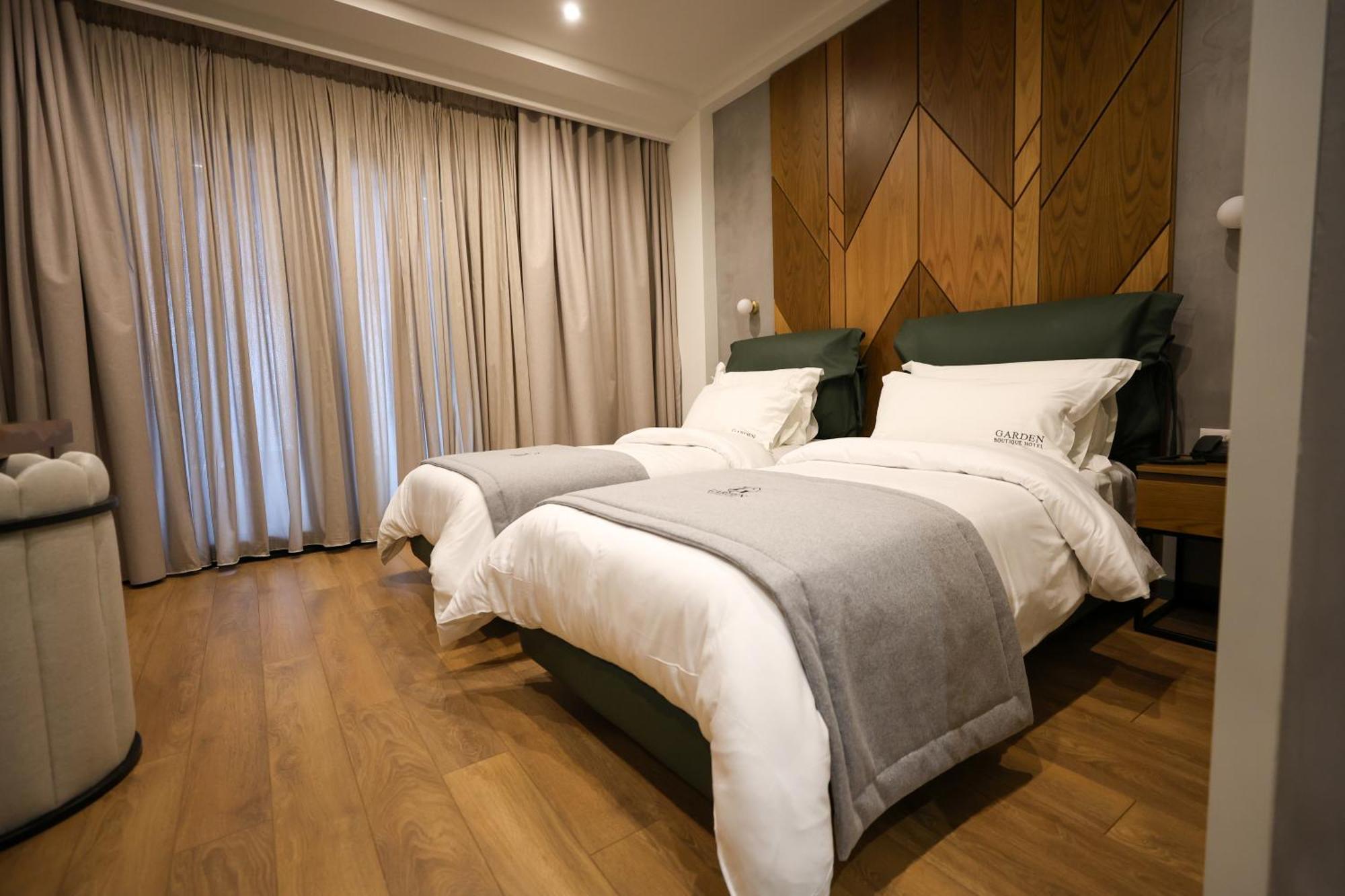 Garden Boutique Hotel 地拉那 外观 照片