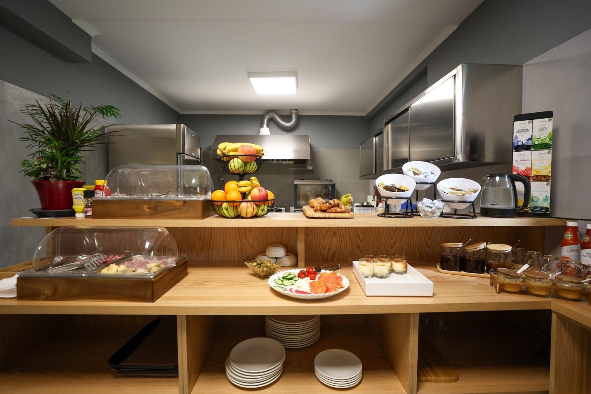 Garden Boutique Hotel 地拉那 外观 照片