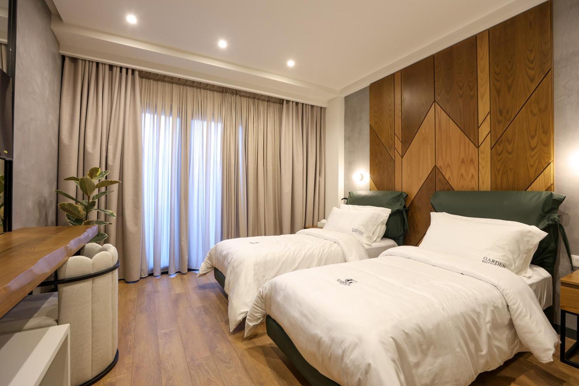 Garden Boutique Hotel 地拉那 外观 照片